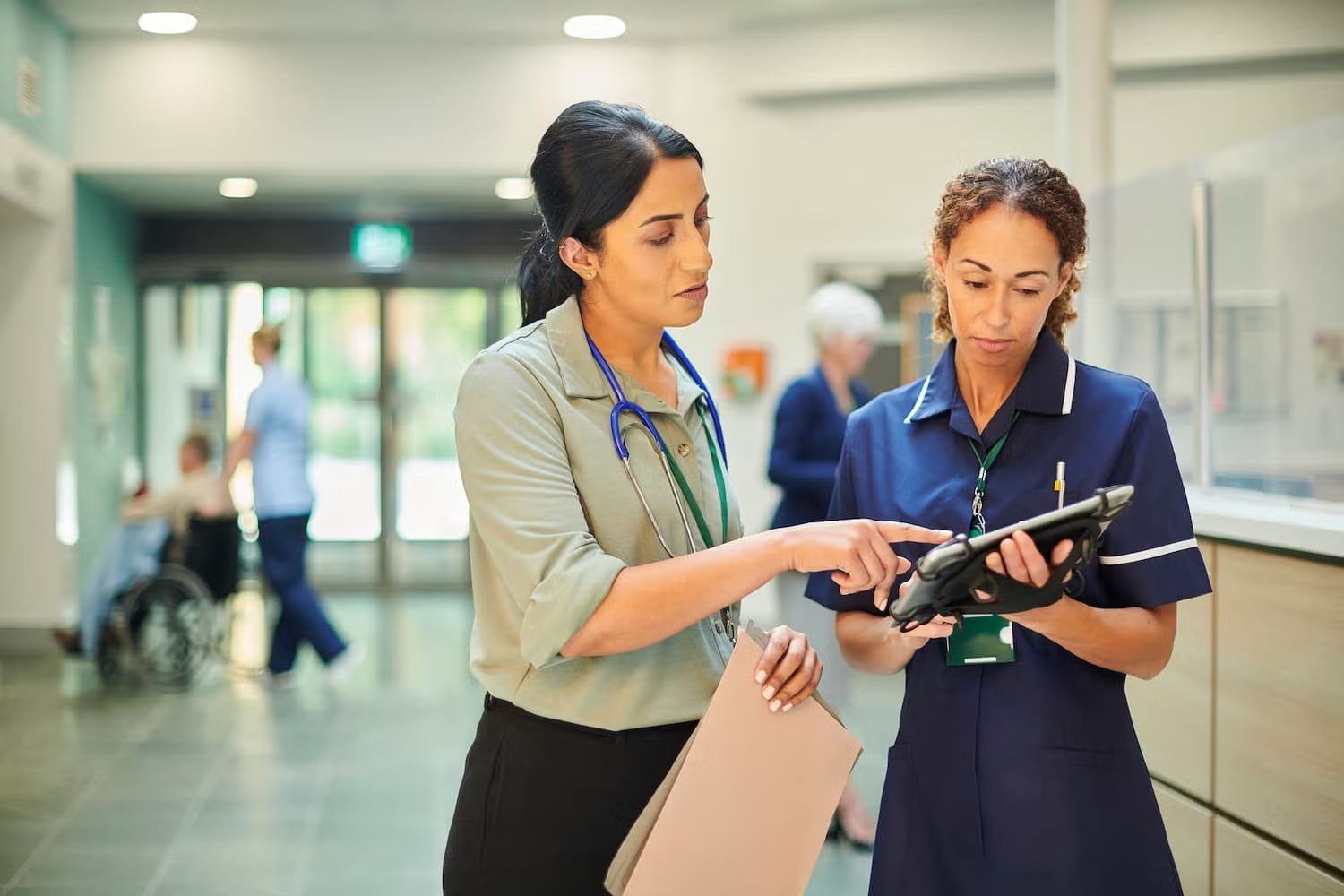 how become clinical nurse specialist