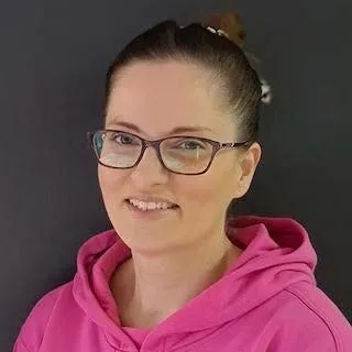 Professional headshot of Jessica Best, an academic at James Cook University.